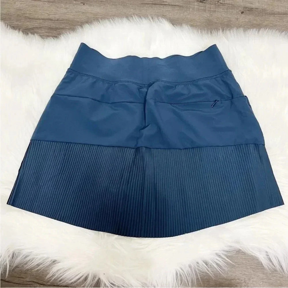 Adidas Blue Sport Primegreen Pleated Skort Womens Medium Golf Tennis Athletic - Picture 3 of 9